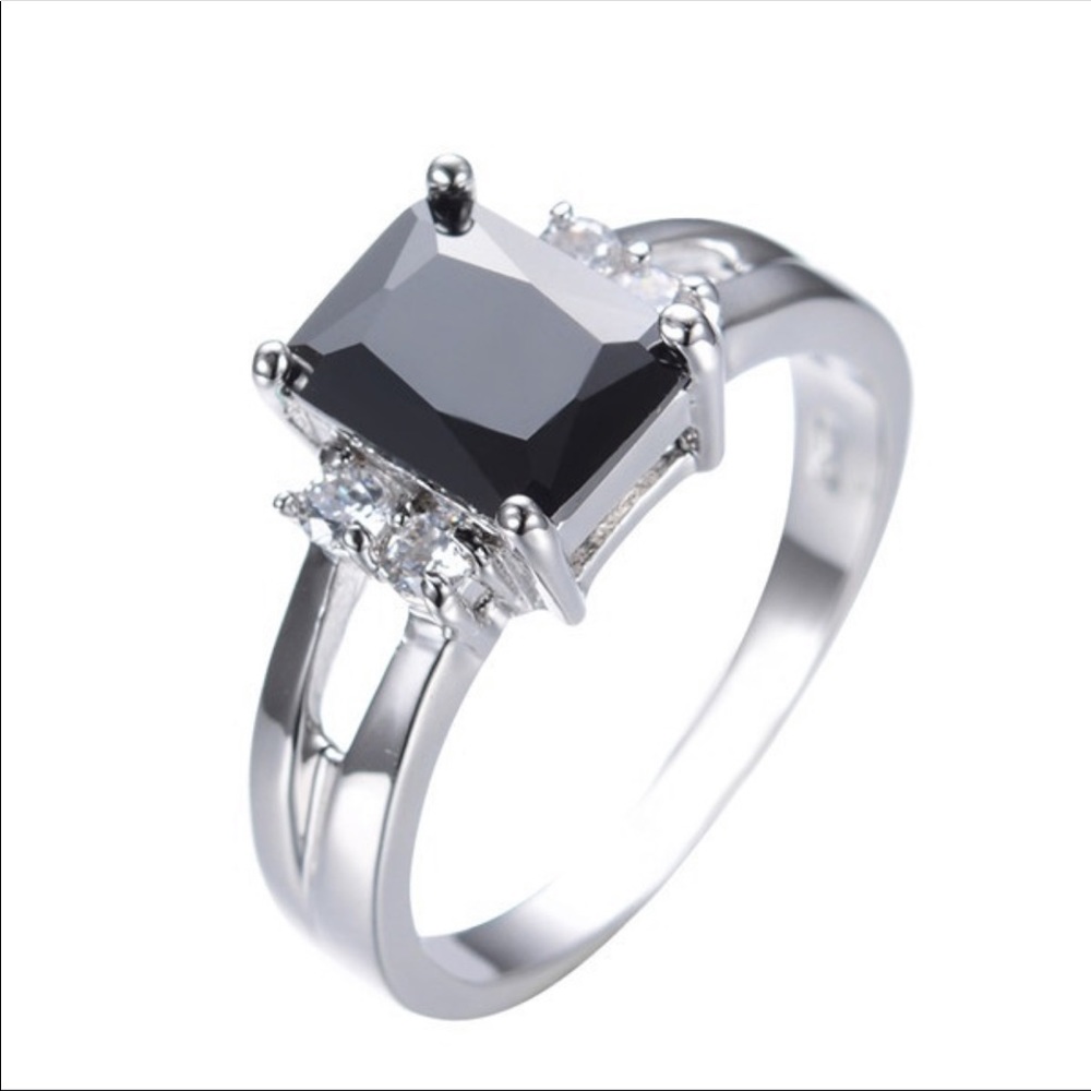 FASHION WOMEN’S RING - Picture 2 of 8